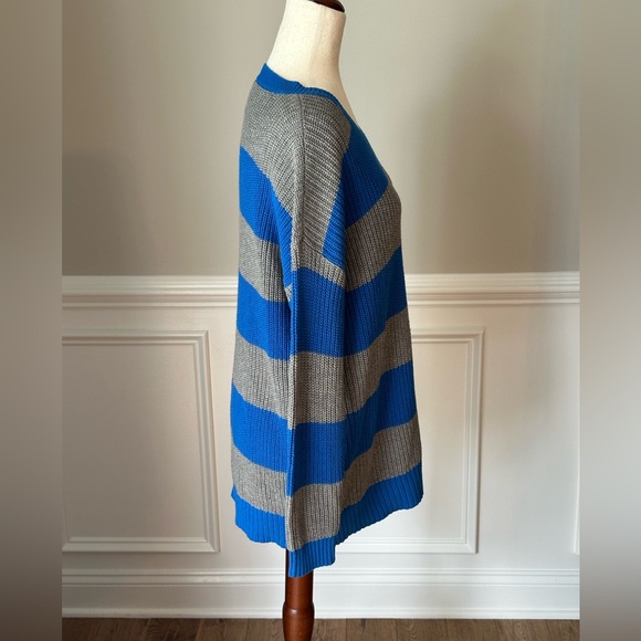 NEW Torrid Pullover Drop Shoulder Sweater size 0 / Large 12 - Picture 3 of 10